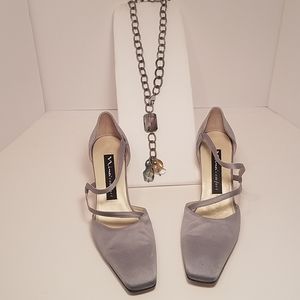 Touch of Nina 2.75" heels, 9.5M leather sole/upper